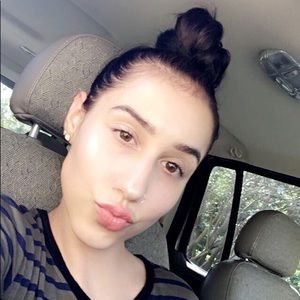 Meet your Posher, Kaitlin